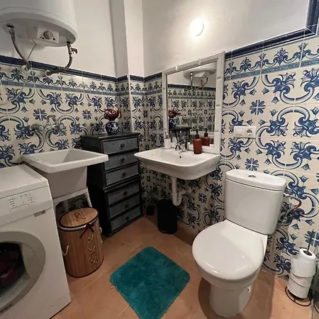 Oldtown Family House With Amazing Terrace - 3 Minutes From Beach!