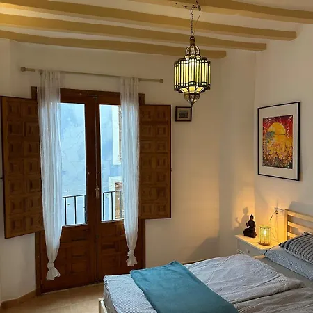 Oldtown Family House With Amazing Terrace - 3 Minutes From Beach! Ferienhaus